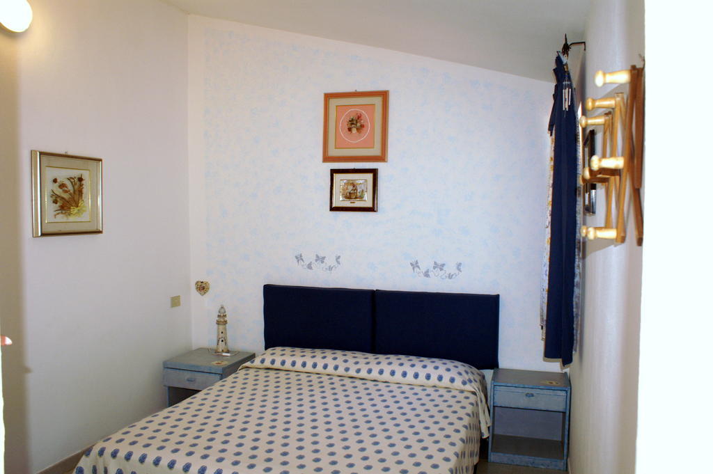 Tharros B&B San Giovanni di Sinis Pokoj fotografie